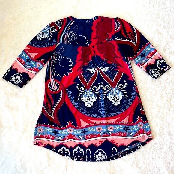 Dressy Boutique Pattern Tunic, Size M - Picture 3 of 3